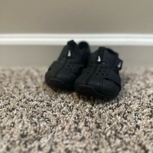 Kids Nike Sandals